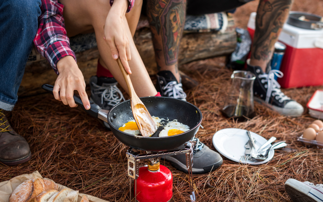 Camping Cuisine: Delicious and Easy Recipes for the Outdoors